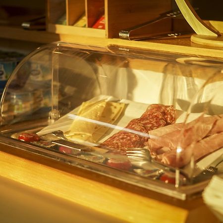 H24 Hotel Le Mans Eksteriør billede